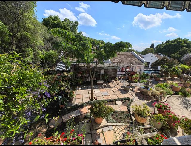 2 BEDROOM RETIREMENT UNIT FOR SALE IN BROMHOF